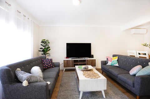Abode @ Culburra - Pet Friendly - 4 Mins To Beach - Accommodation Yamba 6