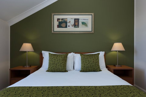 Leisure Inn Spires - Accommodation Yamba 1
