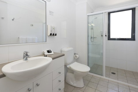 Leisure Inn Spires - Accommodation Yamba 8