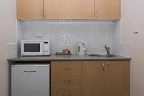Leisure Inn Spires - Accommodation Yamba 5