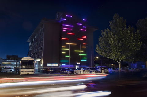 Mercure Albury - Accommodation Yamba 0