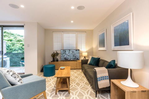 Nobbs Â· Executive 2 Storey Sydney Apartment With Pool - Accommodation Yamba 0