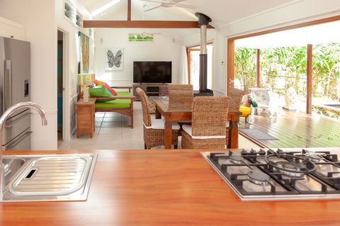 Sanctuary In The Pocket - Accommodation Yamba 21