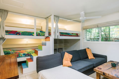 Sanctuary In The Pocket - Accommodation Yamba 5