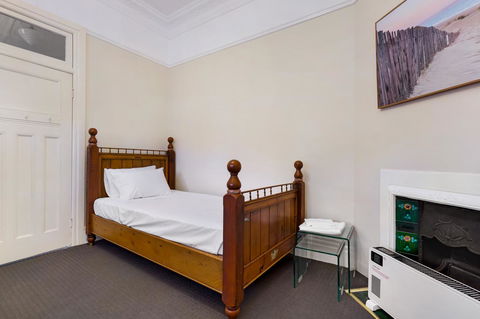 Drummoyne 3 Bedroom Home (62ALE) - Accommodation Yamba 2