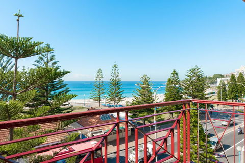 Mad Monkey Hostel Coogee Beach - Accommodation Yamba 7