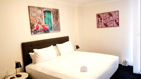 Liv Apartments Haymarket - Accommodation Yamba 7