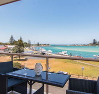 Shoreline 7 with 180 degree water views - Accommodation Yamba