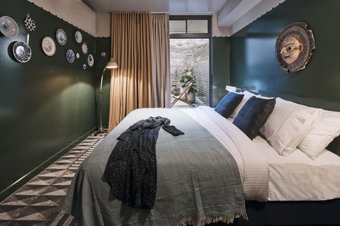 The Collectionist Newtown - Accommodation Yamba 30