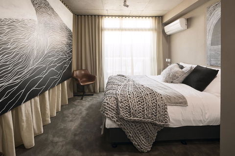 The Collectionist Newtown - Accommodation Yamba 14