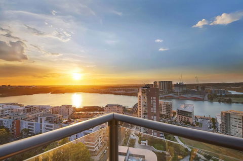 Stunning Sunset Water View 2BEDs On High Rises - Accommodation Yamba 4