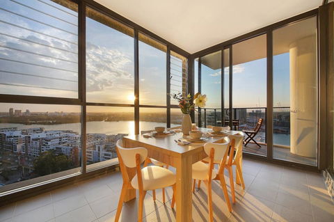 Stunning Sunset Water View 2BEDs On High Rises - Accommodation Yamba 0