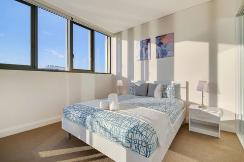 Stunning Sunset Water View 2BEDs On High Rises - Accommodation Yamba 6