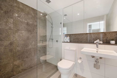 Stunning Sunset Water View 2BEDs On High Rises - Accommodation Yamba 14