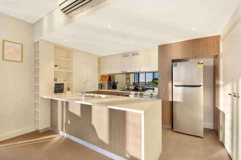 Stunning Sunset Water View 2BEDs On High Rises - Accommodation Yamba 8