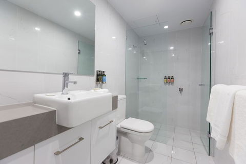 The Lucky Hotel - Accommodation Yamba 5