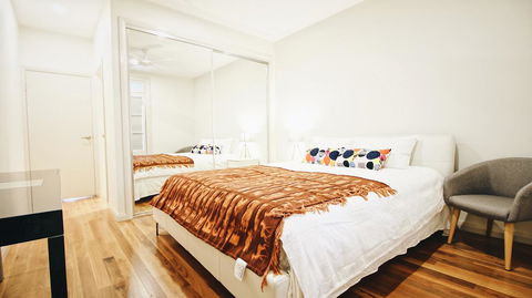 Cozy 5 Bed House In Sydney - Accommodation Yamba 0