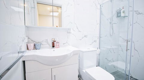 Cozy 5 Bed House In Sydney - Accommodation Yamba 22