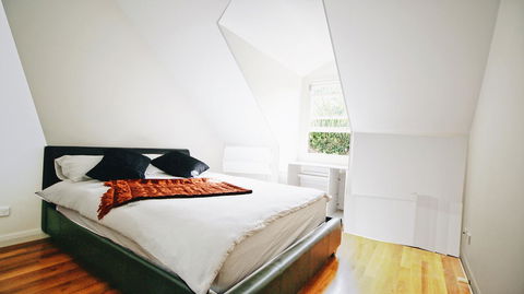Cozy 5 Bed House In Sydney - Accommodation Yamba 21