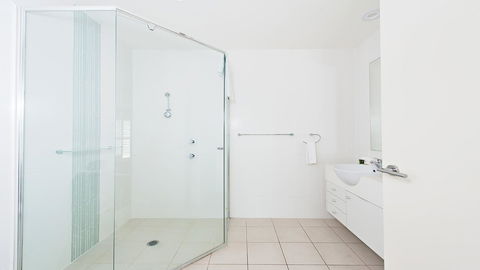 Pacific Blue, Salamander Bay - Accommodation Yamba 17