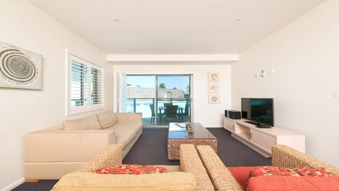 Pacific Blue, Salamander Bay - Accommodation Yamba 34