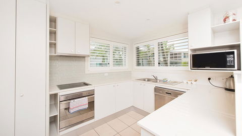 Pacific Blue, Salamander Bay - Accommodation Yamba 37