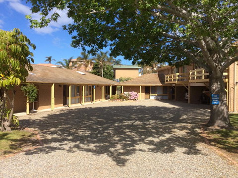 Como Lodge - Accommodation Yamba 8
