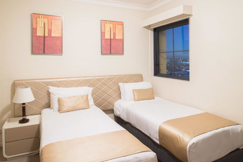 Seasons Harbour Plaza - Accommodation Yamba 5