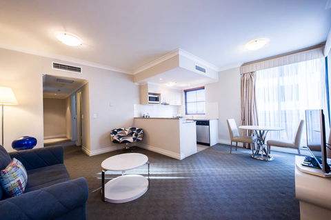 Seasons Harbour Plaza - Accommodation Yamba 35
