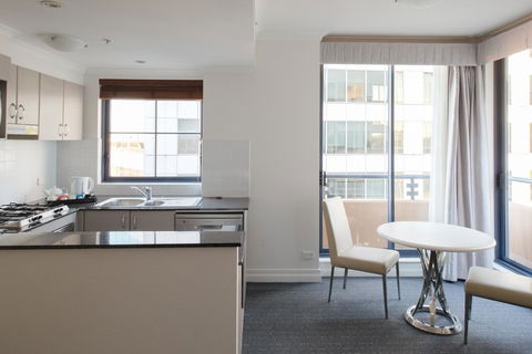 Seasons Harbour Plaza - Accommodation Yamba 2