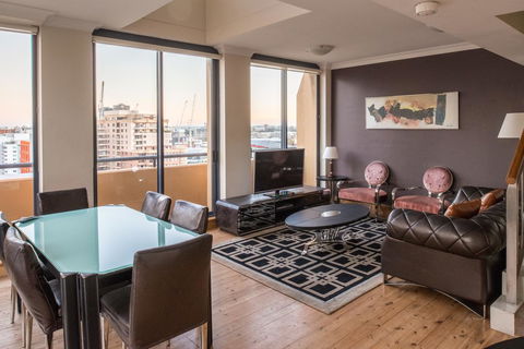 Seasons Harbour Plaza - Accommodation Yamba 13