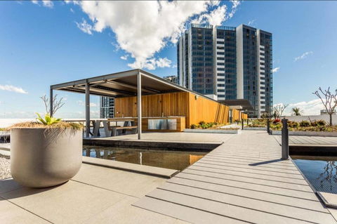 Brand New 3 Bedrooms Apt With Waterfront View - Accommodation Yamba 4