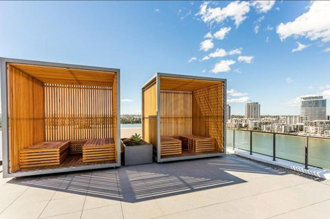 Brand New 3 Bedrooms Apt With Waterfront View - Accommodation Yamba 2