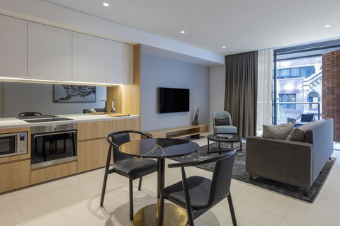 SKYE Suites Sydney - Accommodation Yamba 17