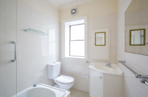 Ultimate Bondi Escape #2 - A Bondi Beach Holiday Home - Accommodation Yamba 5