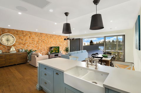 Belle Vue- Penthouse At Black Beach - Accommodation Yamba 4