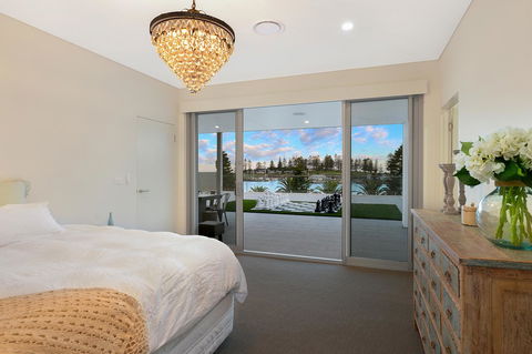 Belle Vue- Penthouse At Black Beach - Accommodation Yamba 11