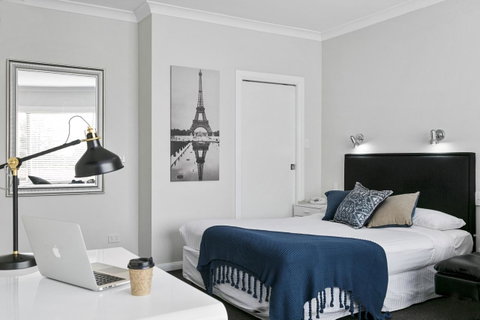 Airport Hotel Sydney - Accommodation Yamba 0