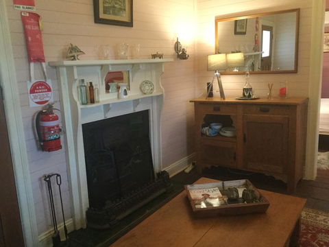 Arcadia - The Barn Cottage & Rosehill Cottage - Accommodation Yamba 22