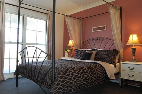 Cadair Cottages - Accommodation Yamba 11