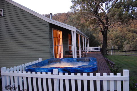 Cadair Cottages - Accommodation Yamba 3