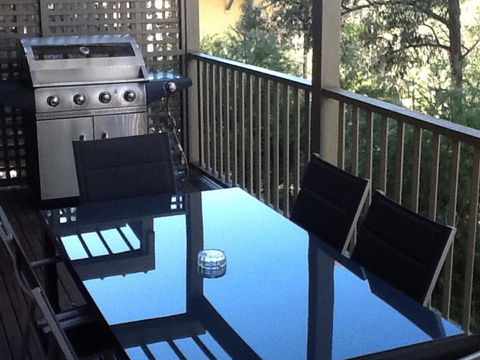 Villa De Saran Located Within Cypress Lakes - Accommodation Yamba 9