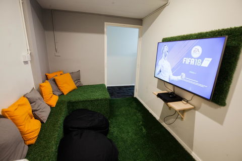 Mad Monkey Broadway - Accommodation Yamba 14