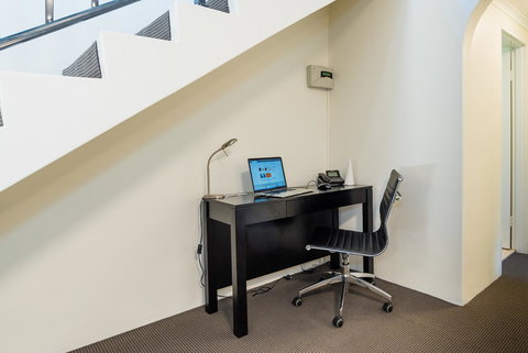 Eastwood Furnished Apartments - Accommodation Yamba 2