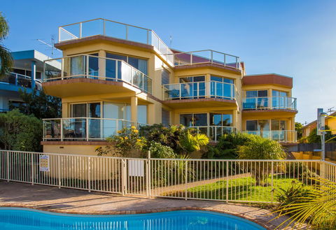 Baywatch Apartments Merimbula - Accommodation Yamba 2