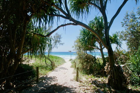 Casuarina Beachfront House - Hostie Properties - Accommodation Yamba 10