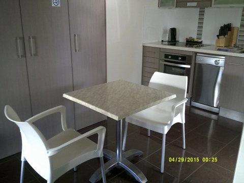 Pelican H2O One & Two Bedroom Apartments - Accommodation Yamba 34