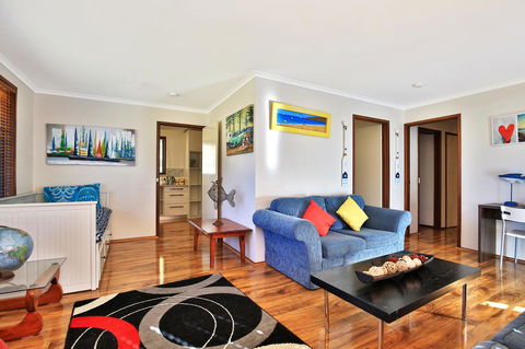 Sandy Toes Beach House Jervis Bay - 2min To Beach - Accommodation Yamba 5