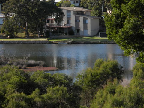 BlueWater Apartments - Accommodation Yamba 8