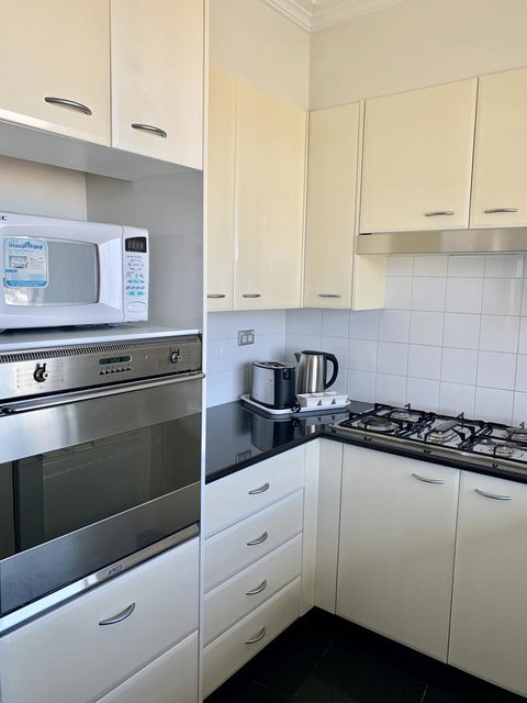 Castle Serviced Apartments - Accommodation Yamba 0